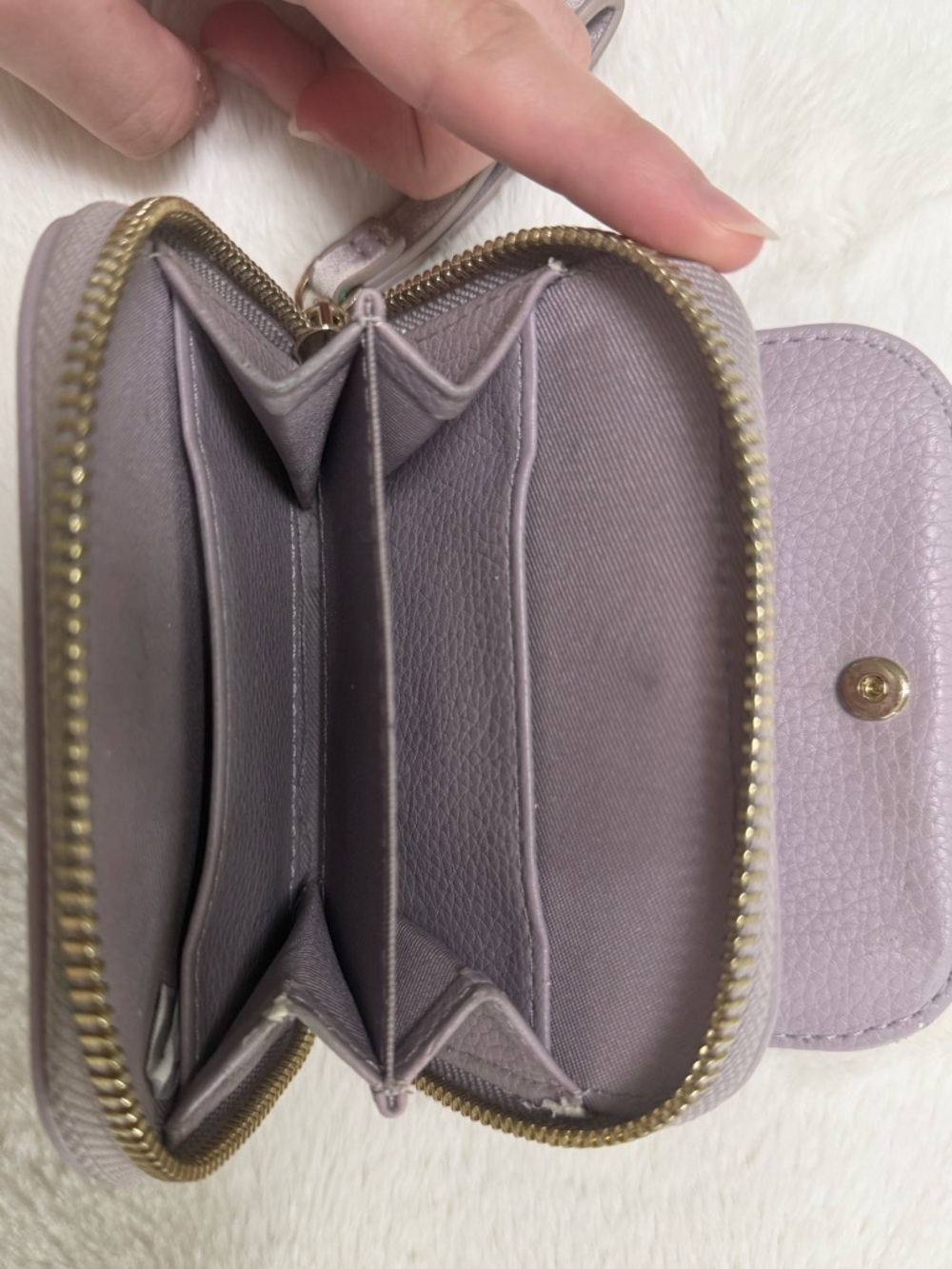 LOVE & LORE Leather Zip Wallet Lavender Size OS GUC - Picture 3 of 8